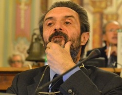 Resa dei conti Fi-Ncd in giunta
Fuori i due assessori alfaniani?