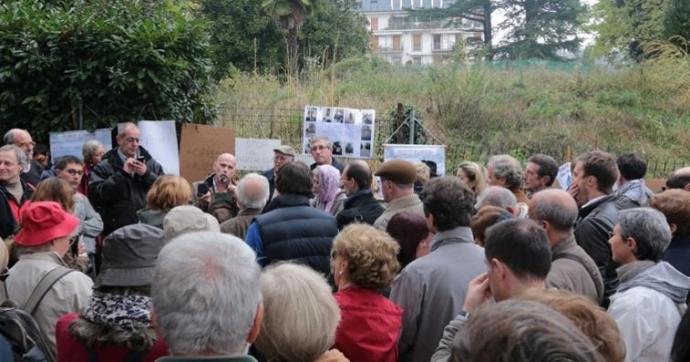 Sacro Monte: la protesta dei residenti