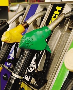Sconto benzina, avanti tutta
Arriva la proroga per il 2014