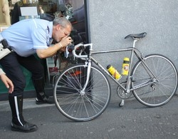 Scontro tra biciclette
È paura in centro