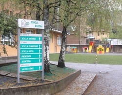 Scuola Bosina
Tre classi saltano