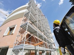 Sempre più furbetti del mattone
In città una multa ogni 3 giorni