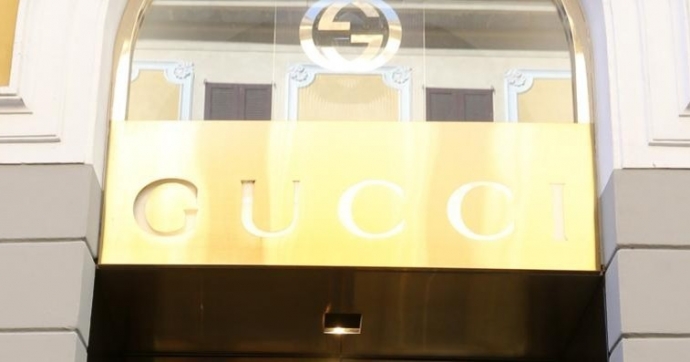 Si lavora tra video e targhe
Obiettivo: trovare il furgone