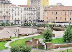 “Smobilitazione” in piazza
Qui i negozi soffrono di più