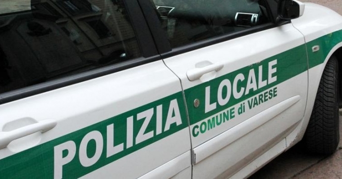 Smottamento in viale Valganna
Caos e disagi lungo la strada