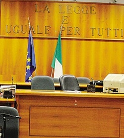 Stop alla truffa del resto
Incastrata la banda dei furbi