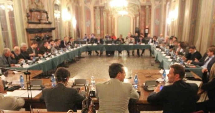 Tutti in aula anche per le feste
Obiettivo: far quadrare i conti