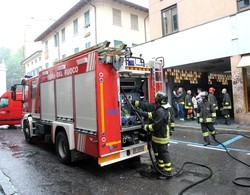 Via Carrobbio, rogo e sospetti Chi ha le chiavi per entrare?
