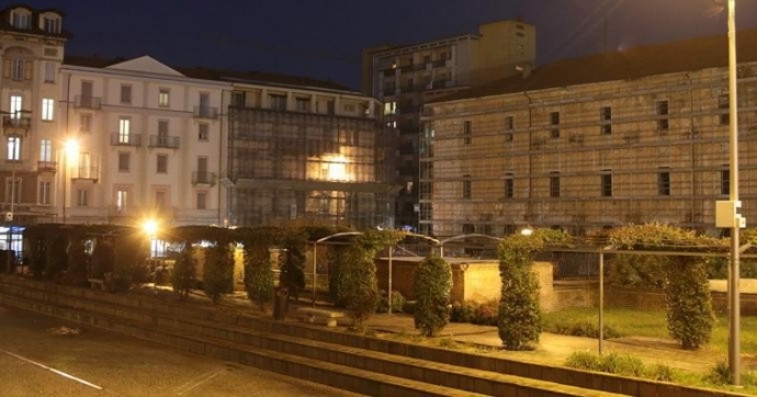 «Via Spinelli chiusa
Basta prese in giro»