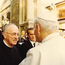 Wojtyla parla ai varesini
Come il 2 novembre 1984