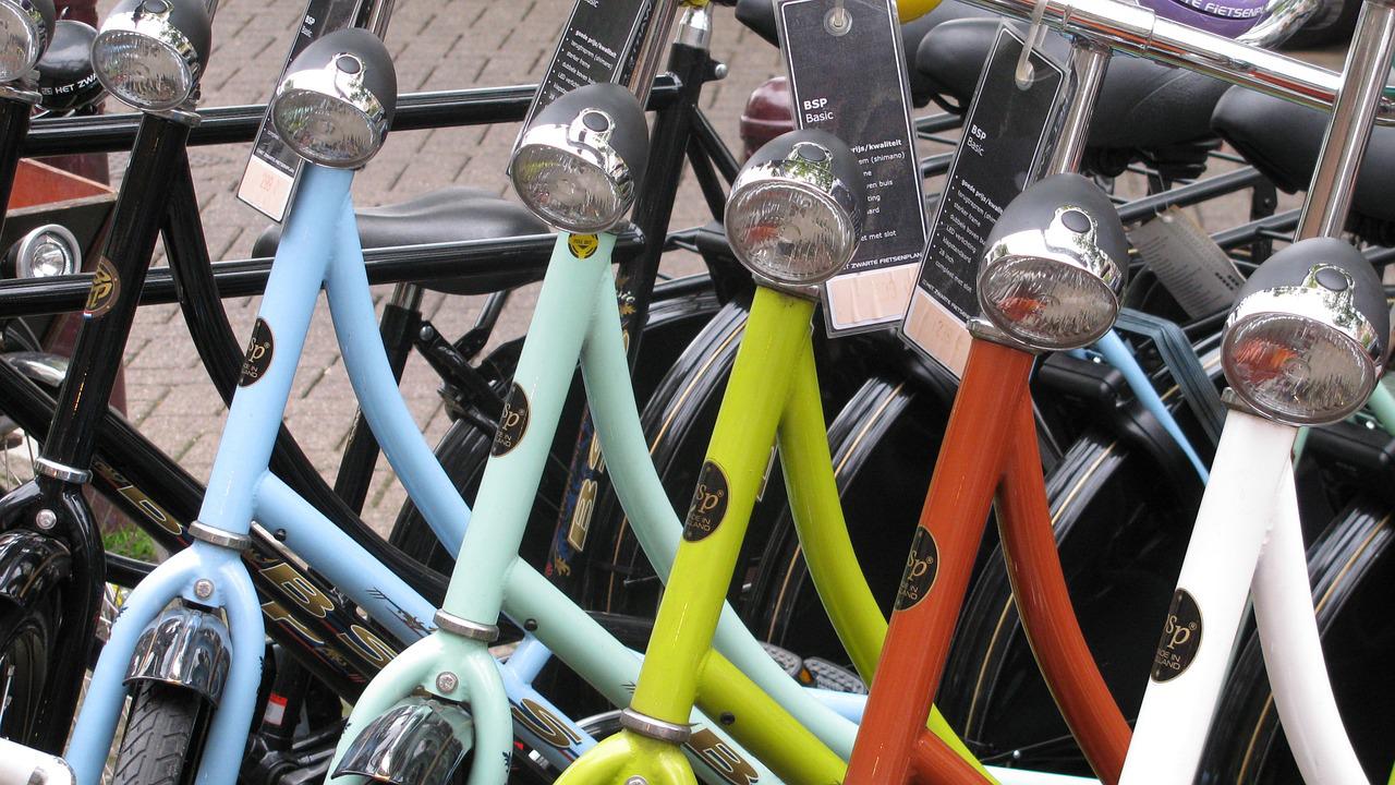 posteggio biciclette chiuso in stazione a busto arsizio
