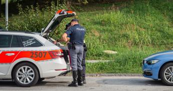 Sfreccia a 207 km/h sull’A2: denunciato un automobilista italiano in Ticino