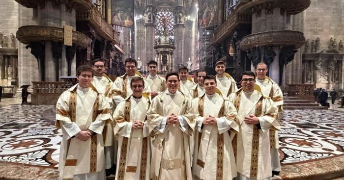 Ecco i nuovi cinque giovani preti della provincia di Varese. Profili e storie diverse, una strada comune e il motto: “Cristo è tutto per noi”
