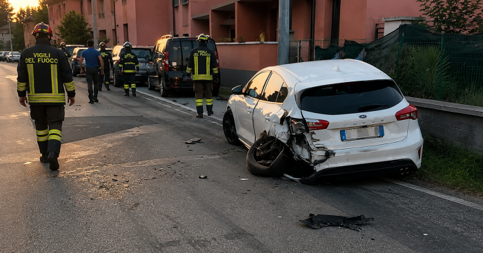 Samarate, perde il controllo dell’auto e si schianta contro due vetture e un muro