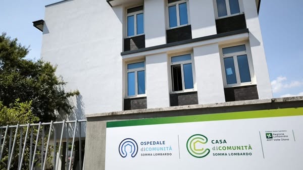 Primo intervento di Somma verso la Casa di comunità, esplode la polemica: «È l’anticamera della chiusura»