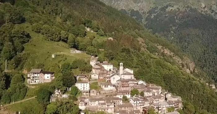 Monteviasco torna indietro nel tempo: una giornata tra antichi mestieri, sapori autentici e tradizioni da vivere