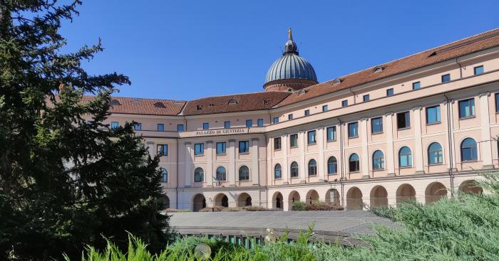 Gioielliere spara ai rapinatori in fuga: definitiva la condanna a 14 anni e 9 mesi