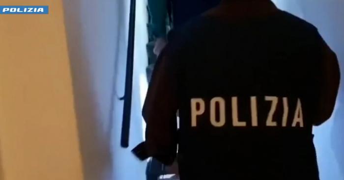 Spaccio tra giovanissimi nel Varesotto, smantellata la rete: sequestrati hashish e Mdma