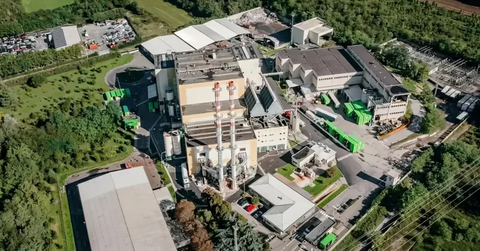 Neutalia, il revamping entra nel vivo: lavori fino a novembre. Brumana rilancia: «L’impianto va spento»