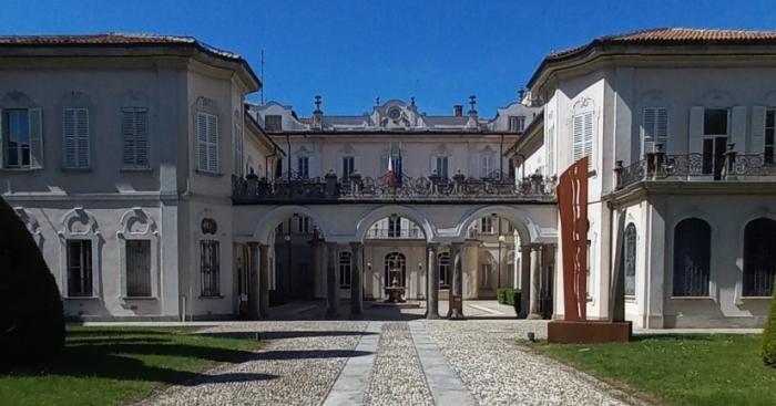 Movida più sicura in provincia di Varese: firmato il protocollo tra Prefettura, Comuni e pubblici esercizi