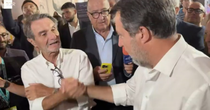 Lega, la stretta di mano tra Salvini e Fontana non spegne i malumori: il confronto interno resta aperto