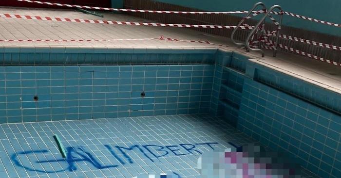 Varese, vandali nella piscina comunale: insulti e scritte contro il sindaco Galimberti