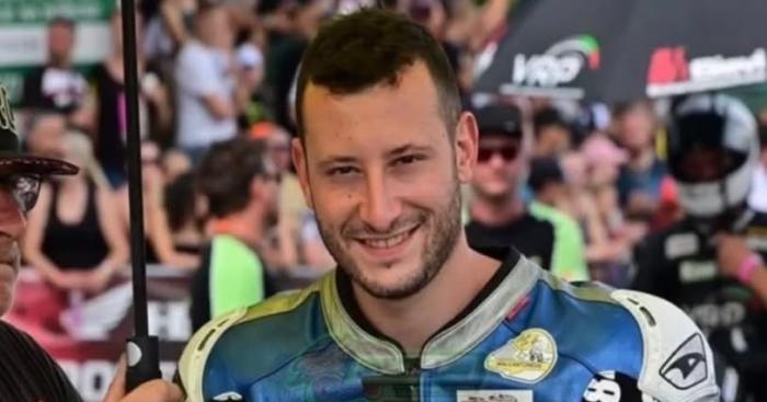 Tragedia al Manx Grand Prix: muore a 29 anni il pilota ticinese Mauro Poncini
