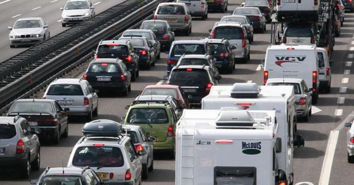 Tamponamento sulla superstrada della Malpensa: traffico in tilt verso l’aeroporto