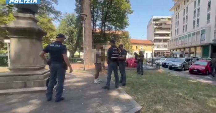 Gallarate, controlli straordinari della Polizia: 74 persone identificate, 44 gli stranieri