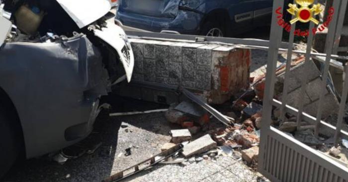 Scontro tra un’auto e un furgone, Gemonio: tre uomini feriti e trasportati in ospedale