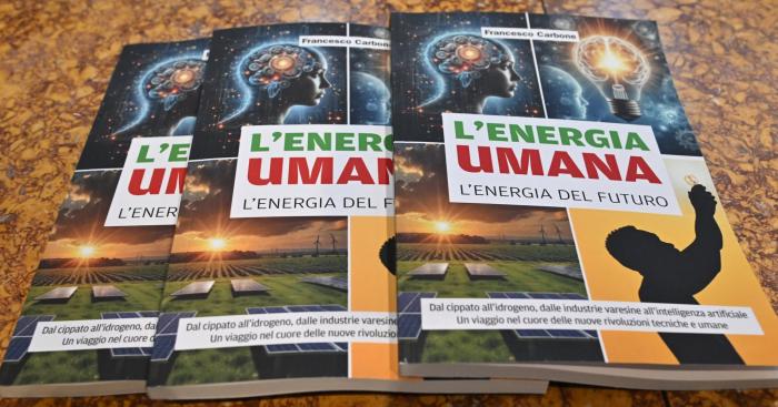 Comerio, 200 persone alla presentazione del libro di Francesco Carbone sull’energia del futuro