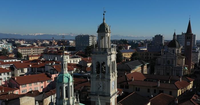 Busto Arsizio verso la tassa di soggiorno: ipotesi tariffe fino a 3 euro a notte