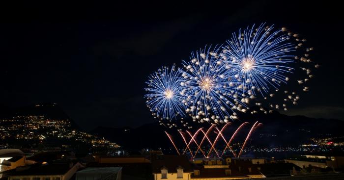 Svizzera al voto sui fuochi d’artificio: il 29 novembre si decide sul divieto dei botti rumorosi
