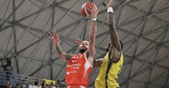Varese rompe il ghiaccio a Scafati: Hale trascina la Openjobmetis alla vittoria